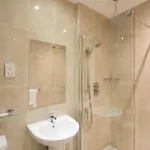 فندق Park By Radisson Airport 3*
