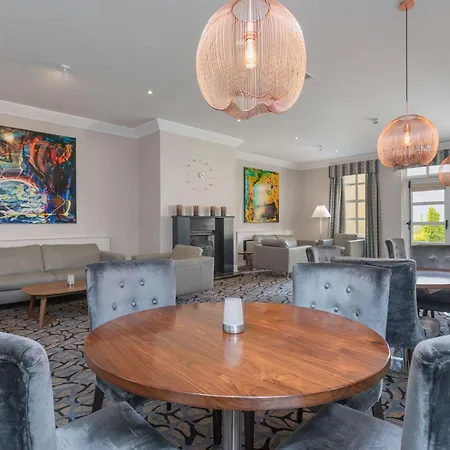 Hotel Park By Radisson Airport