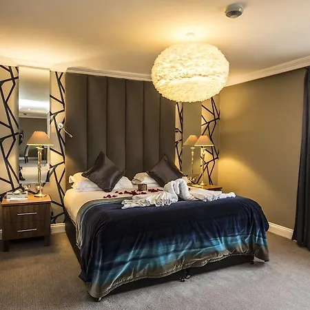 Park By Radisson Airport 3*
