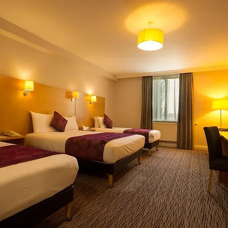 Hotel Park By Radisson Airport 3*