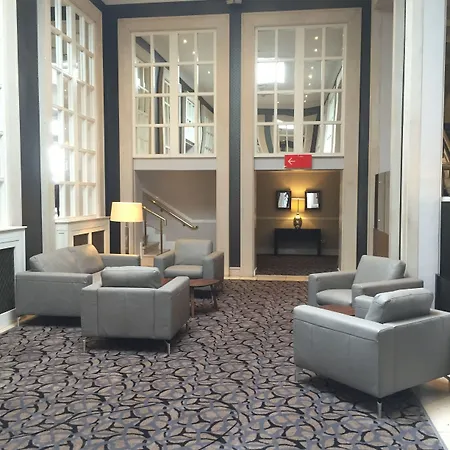 Hotel Park By Radisson Airport 3*