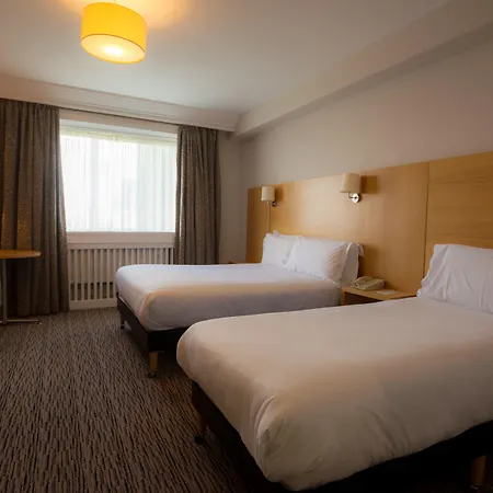 Park By Radisson Airport 3*