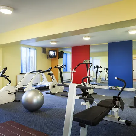 Park By Radisson Airport 3*