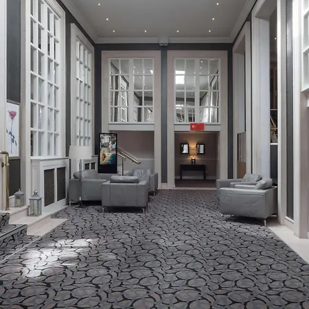 Park By Radisson Airport Hotel 3*