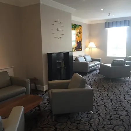 Hotel Park By Radisson Airport 3*