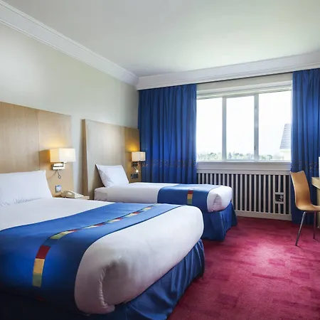 Park By Radisson Airport Hotel 3*