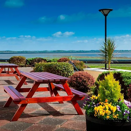 Park By Radisson Airport 3*