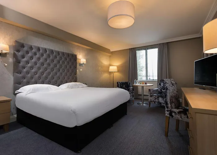 Отель Park By Radisson Airport 3*