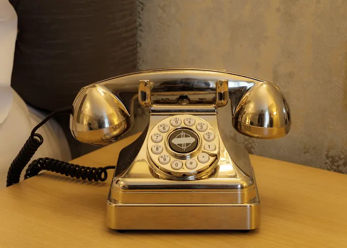 Park By Radisson Airport