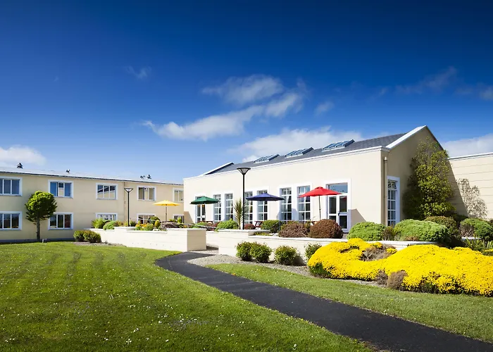 Отель Park By Radisson Airport