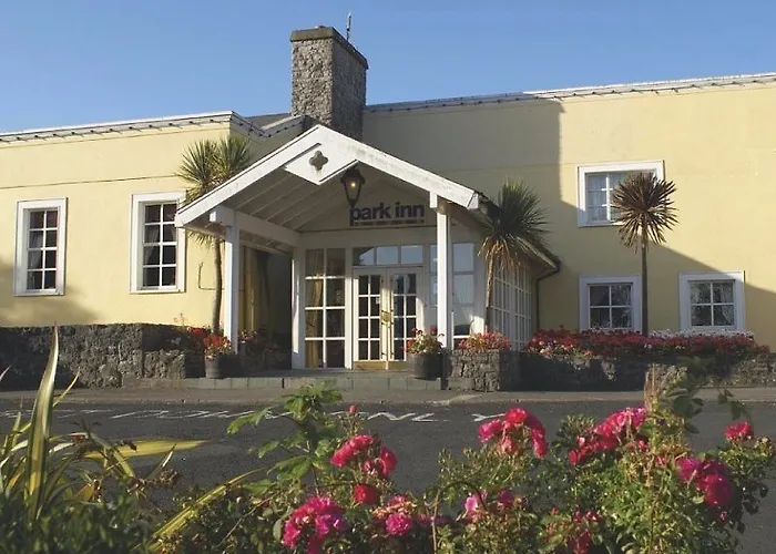 Park By Radisson Airport Шеннон